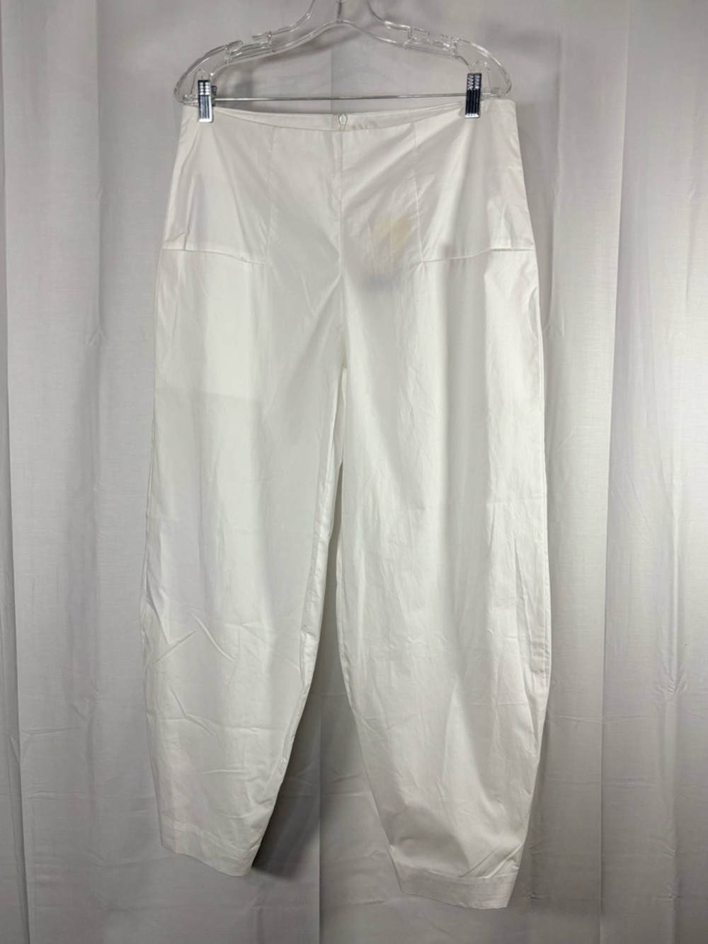 NWT MATTHILDUR Women’s white Cotton Stretch Balloon Pants Zip in back Size 3/USL